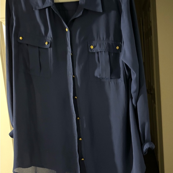 Chic Navy Button-Up Blouse - Picture 3 of 6